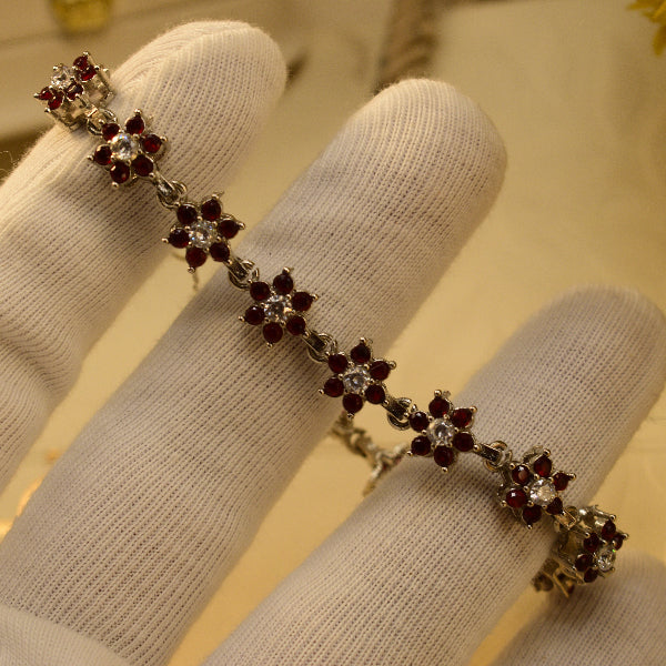 Stylish Unique Design Silver Plated Crystal Stones Bracelet for Girls/Women