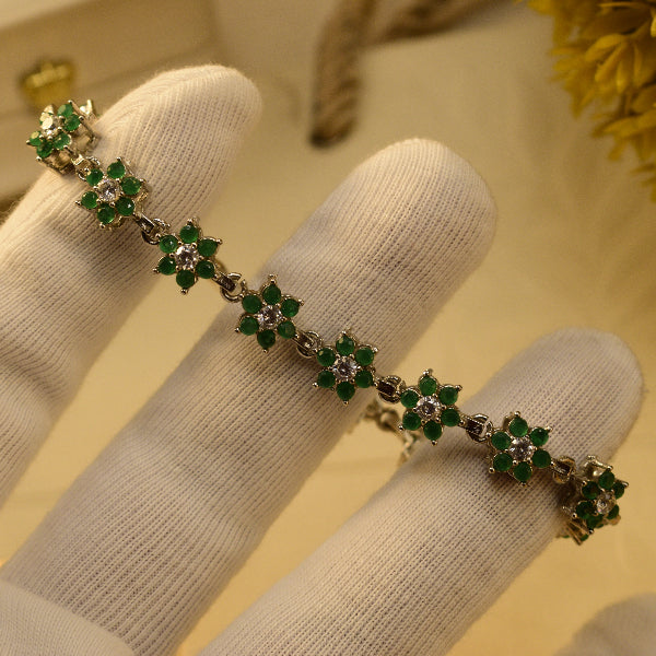 Stylish Unique Design Silver Plated Crystal Stones Bracelet for Girls/Women