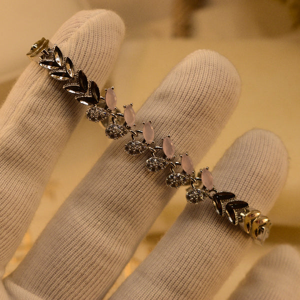 Elegant Unique Design Silver Plated Crystal Stones Bracelet for Girls/Women