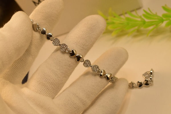 Unique Stylish Design Bracelet for Girls/Women
