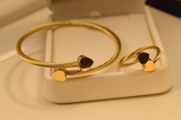 Beautiful Stylish Heart Design Bracelet With Ring for Girls/Women