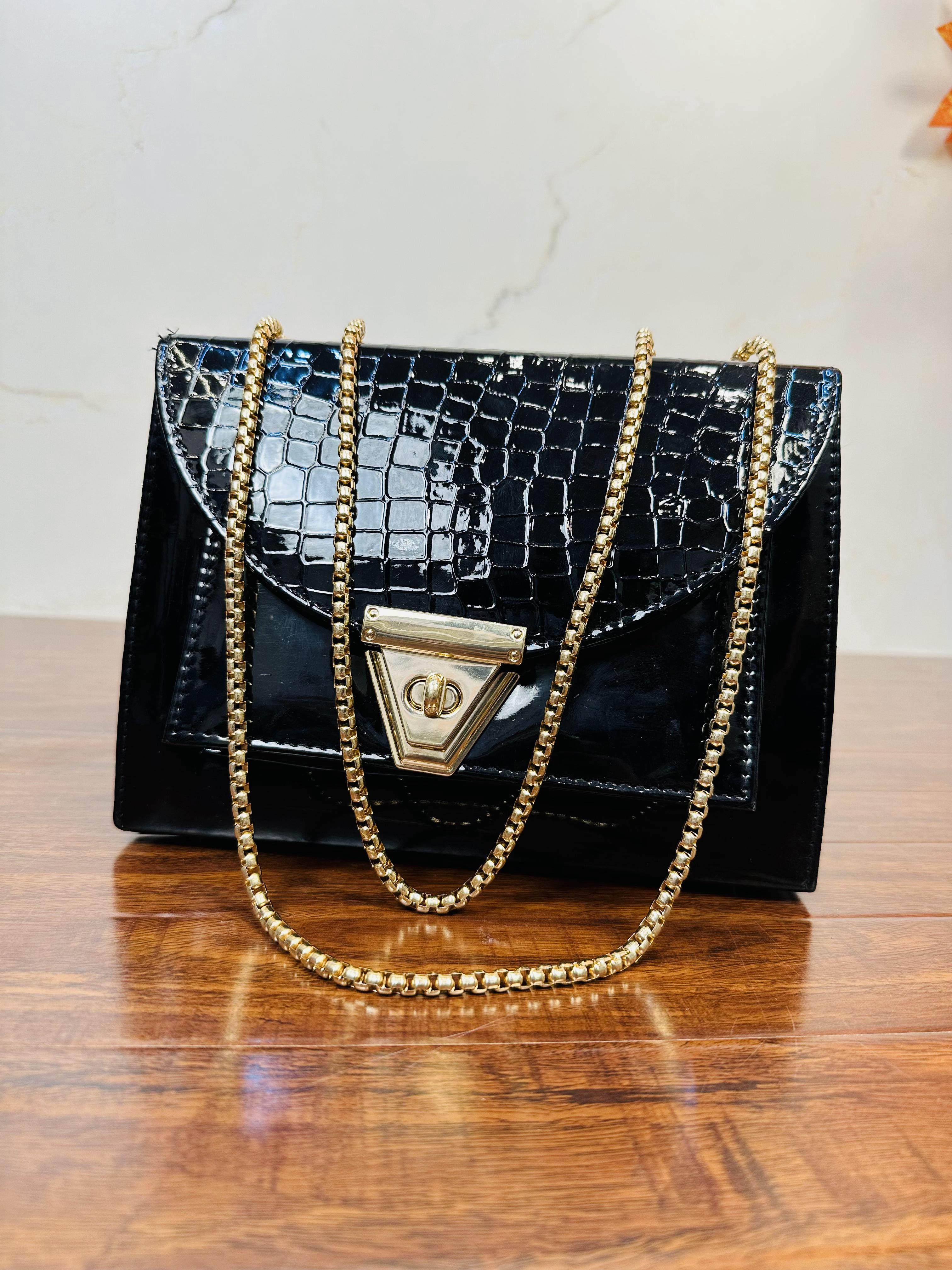 Elegant Black Color Handbag For Girls/Women