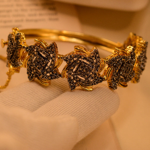 Fancy Unique Design Gold Plated Crystal Stones Bangle for Girls/Women