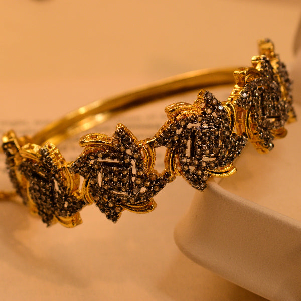 Fancy Unique Design Gold Plated Crystal Stones Bangle for Girls/Women