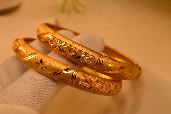 Glamorous Design Gold Plated 2pc Bangle Set for Girls/Women