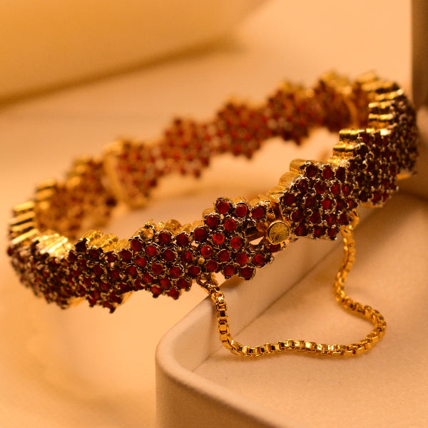 Dazzling Unique Design Gold Plated Real Stones Bangle for Girls/Women
