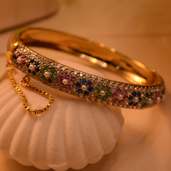 Fancy Unique Design Gold Plated Crystal Stones Bangle for Girls/Women