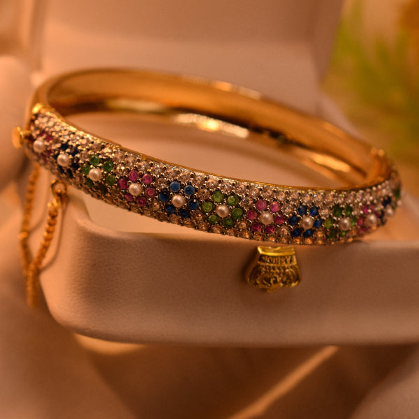 Fancy Unique Design Gold Plated Crystal Stones Bangle for Girls/Women
