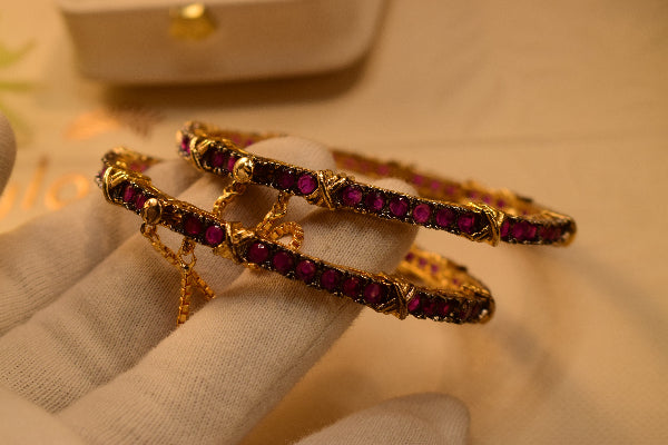 Luxury Design Gold Plated Crystal Stones 2pc Bangle Set for Girls/Women