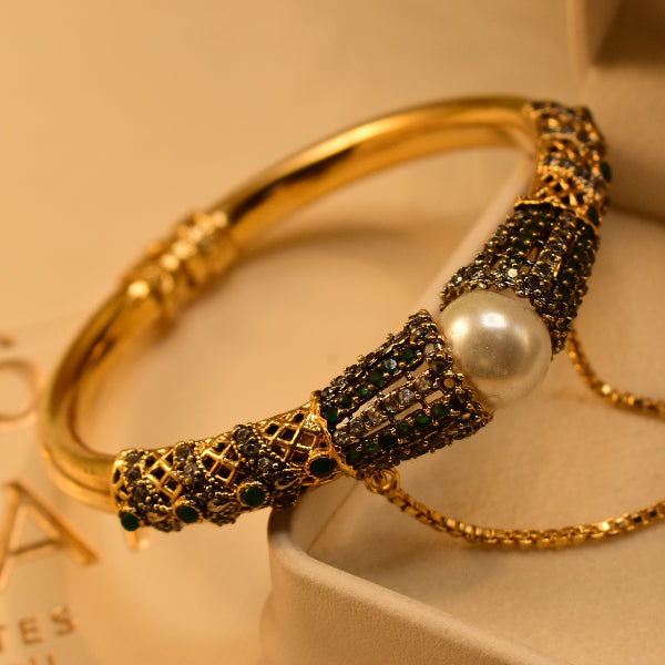 Luminous Design Gold Plated Crystal Stones Bangle for Girls/Women