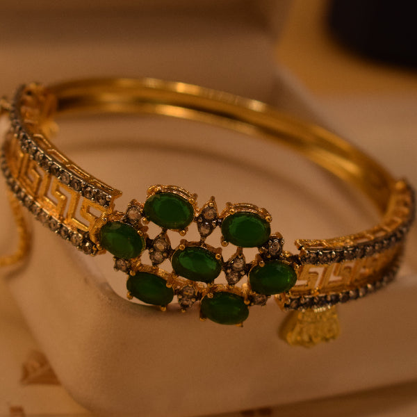 Fancy Unique Design Gold Plated Crystal Stones Bangle for Girls/Women