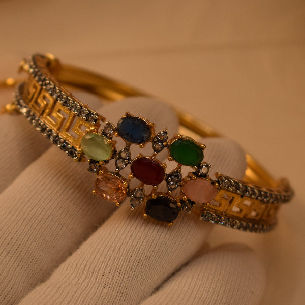 Fancy Unique Design Gold Plated Crystal Stones Bangle for Girls/Women