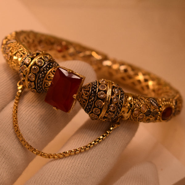 Dazzling Design Gold Plated Crystal Stones Bangle for Girls/Women