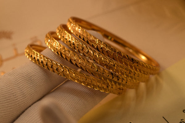 Luxury Unique Design Gold Plated 4pc Bangle Set for Girls/Women