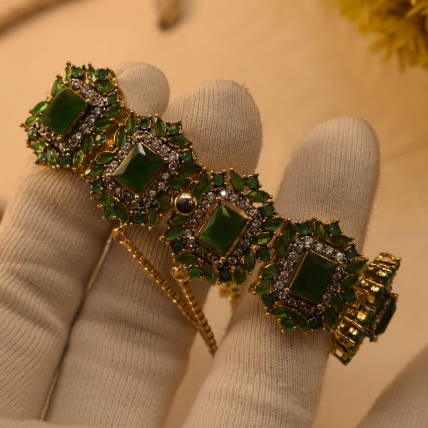 Glamorous Design Gold Plated Crystal Stones Bracelet for Girls/Women