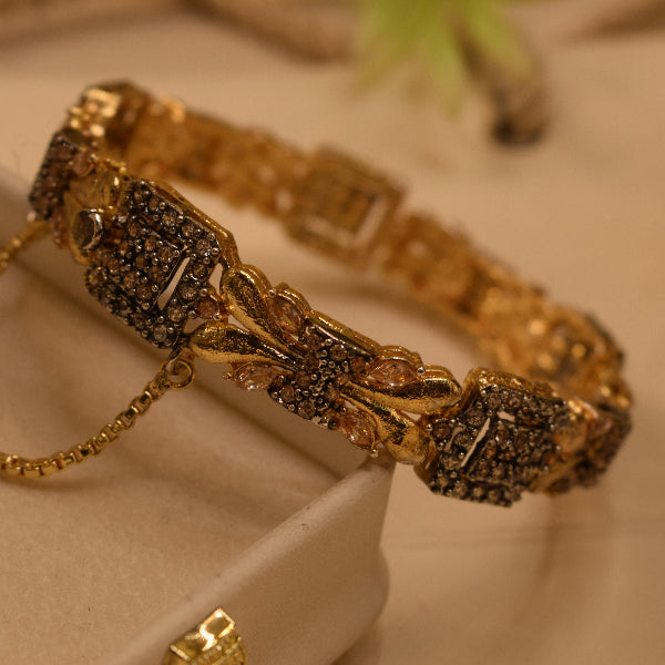 Gorgeous Unique Design Gold Plated Crystal Stones Bangle for Girls/Women