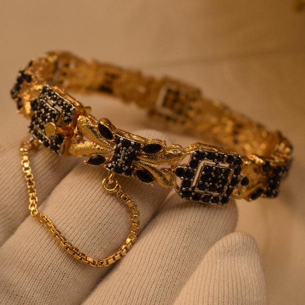 Gorgeous Unique Design Gold Plated Crystal Stones Bangle for Girls/Women