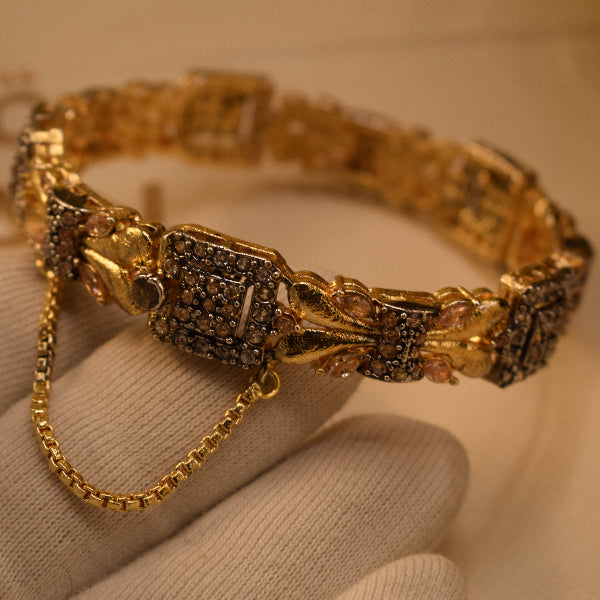 Gorgeous Unique Design Gold Plated Crystal Stones Bangle for Girls/Women