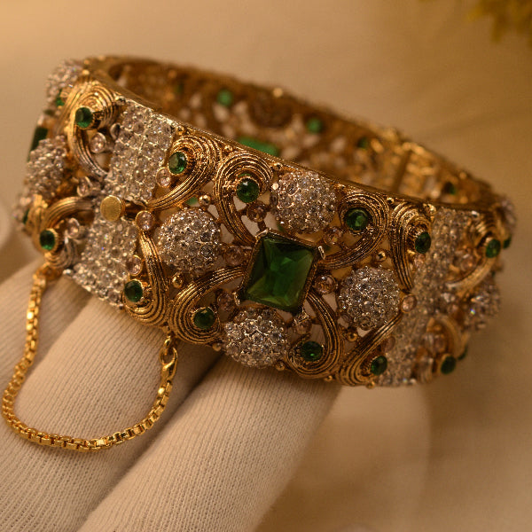 Fancy Unique Design Gold Plated Crystal Stones Bangle for Girls/Women