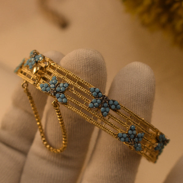 Charming Unique Design Gold Plated Crystal Stones Bangle for Girls/Women