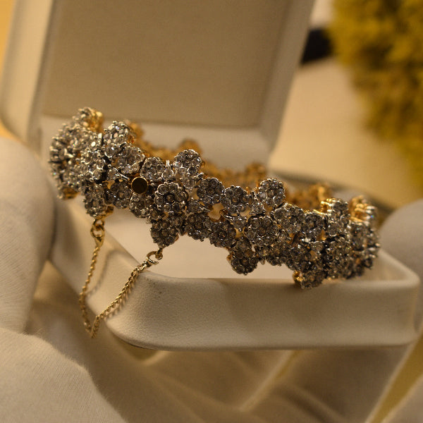 Sparkling Unique Design Gold Plated Crystal Stones Bangle for Girls/Women