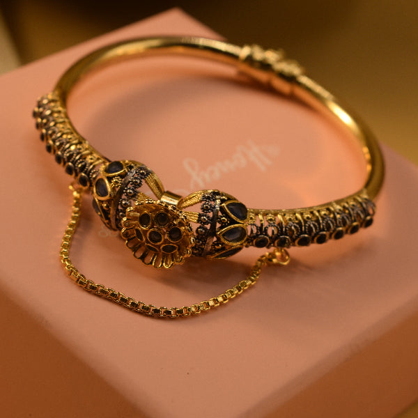 Charming Unique Design Gold Plated Crystal Stones Bangle for Girls/Women