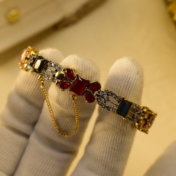 Elegant Design Gold Plated Crystal Stones Bangle for Girls/Women
