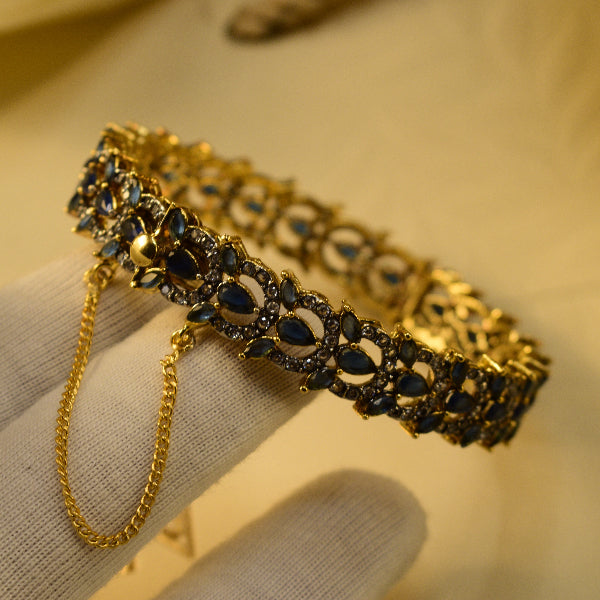 Fancy Unique Design Gold Plated Crystal Stones Bangle for Girls/Women