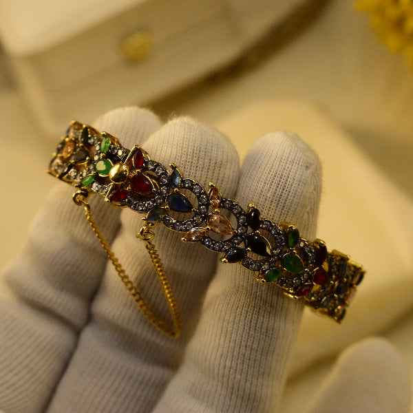 Fancy Unique Design Gold Plated Crystal Stones Bangle for Girls/Women