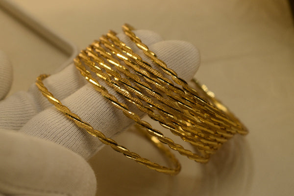 Luxury Unique Design Gold Plated 8pc Bangle Set for Girls/Women