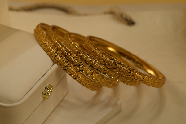 Beautiful Unique Design Gold Plated 4pc Bangle Set for Girls/Women