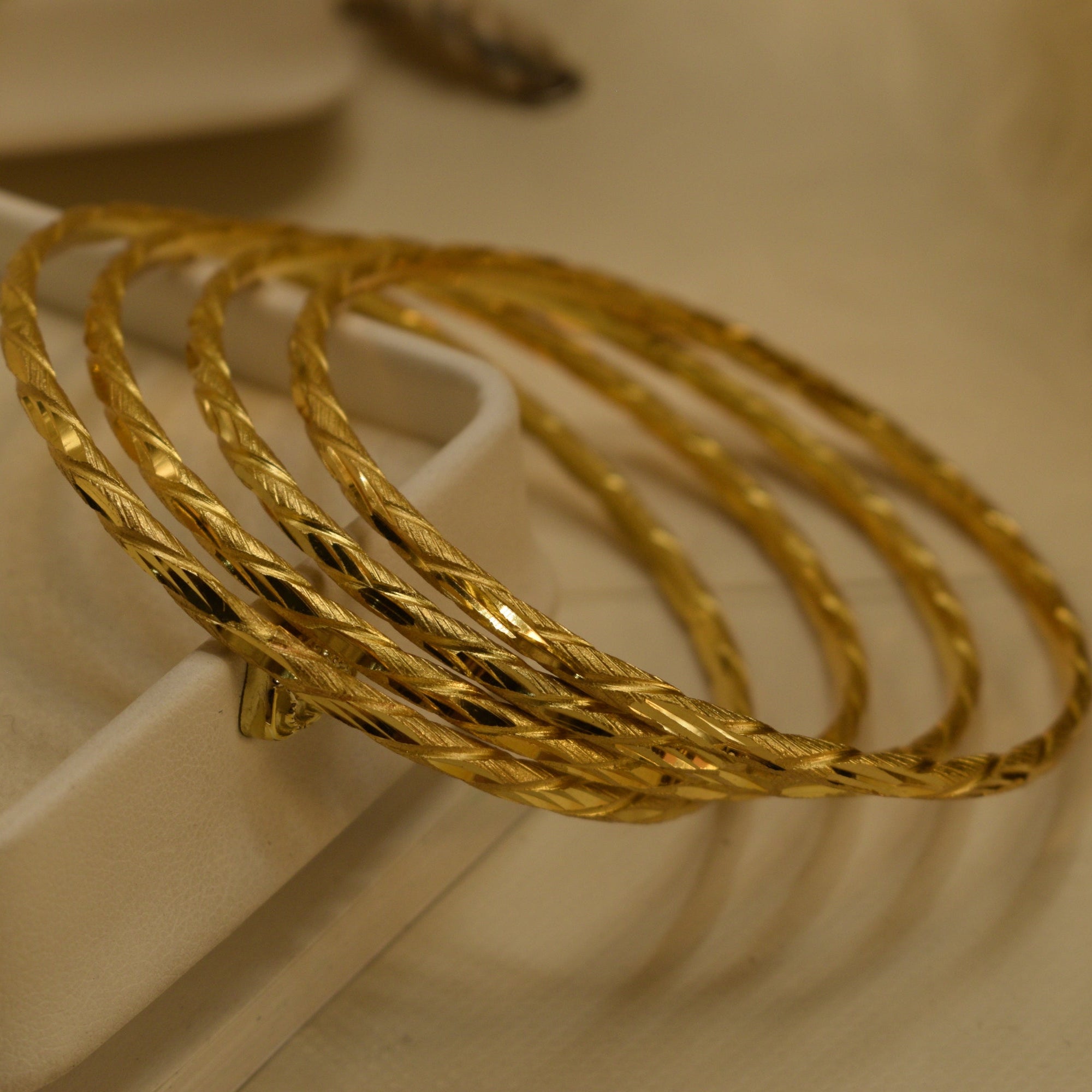 Luxury Unique Design Gold Plated 6pc Bangle Set for Girls/Women