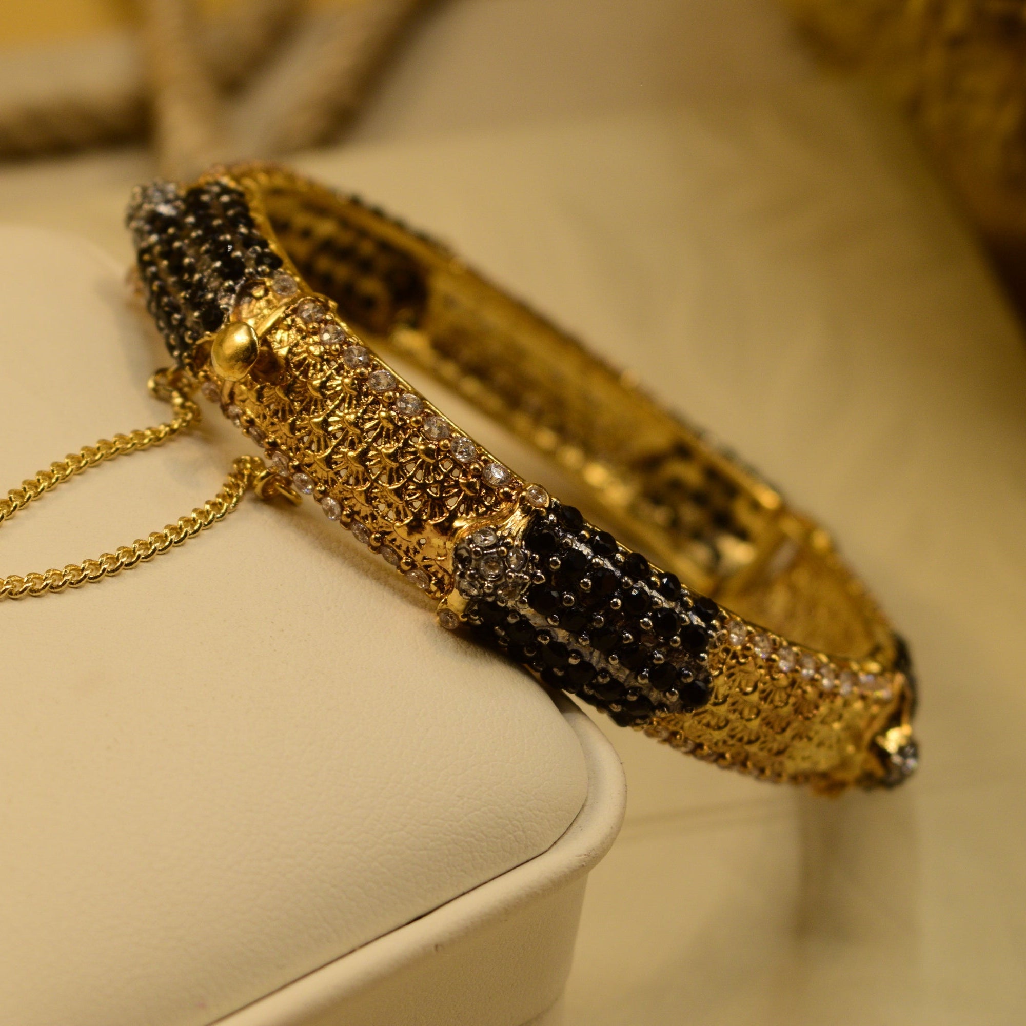 Sparkling Unique Design Gold Plated Crystal Stones Bangle for Girls/Women