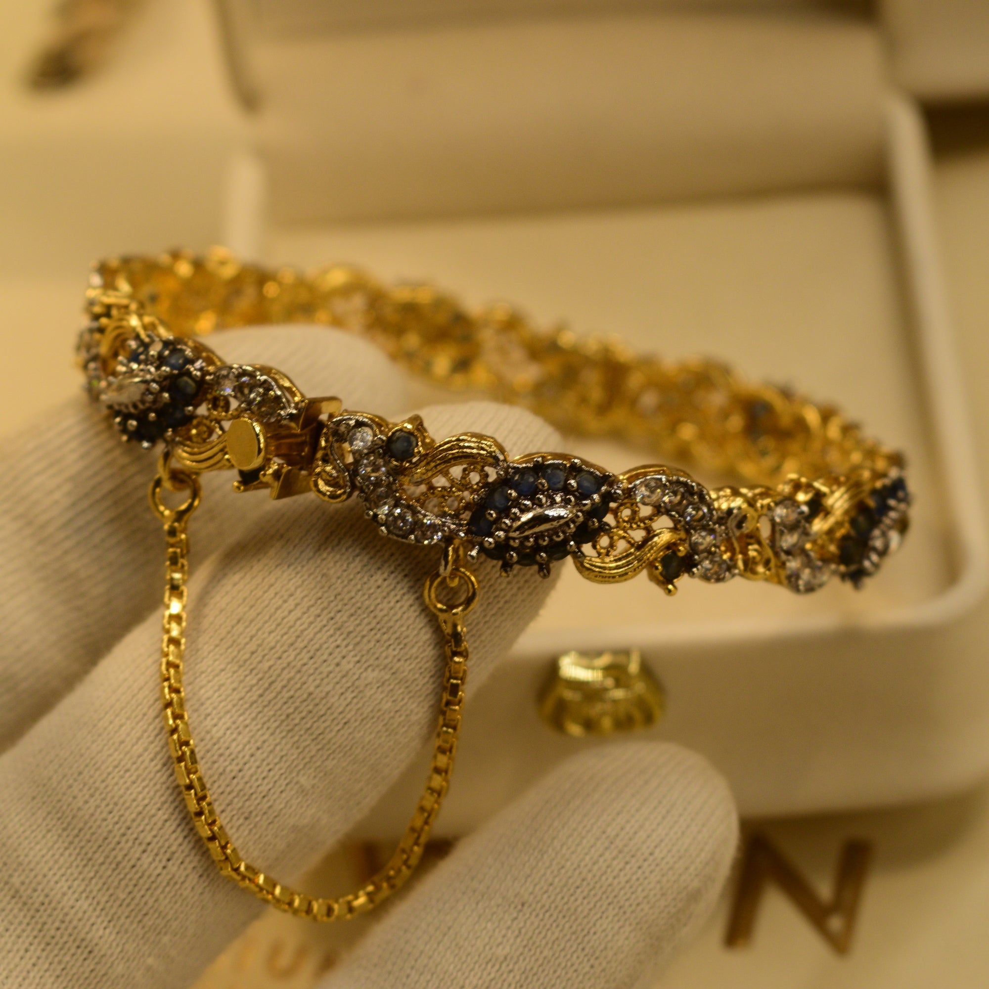 Stylish Unique Design Gold Plated Crystal Stones Bangle for Girls/Women