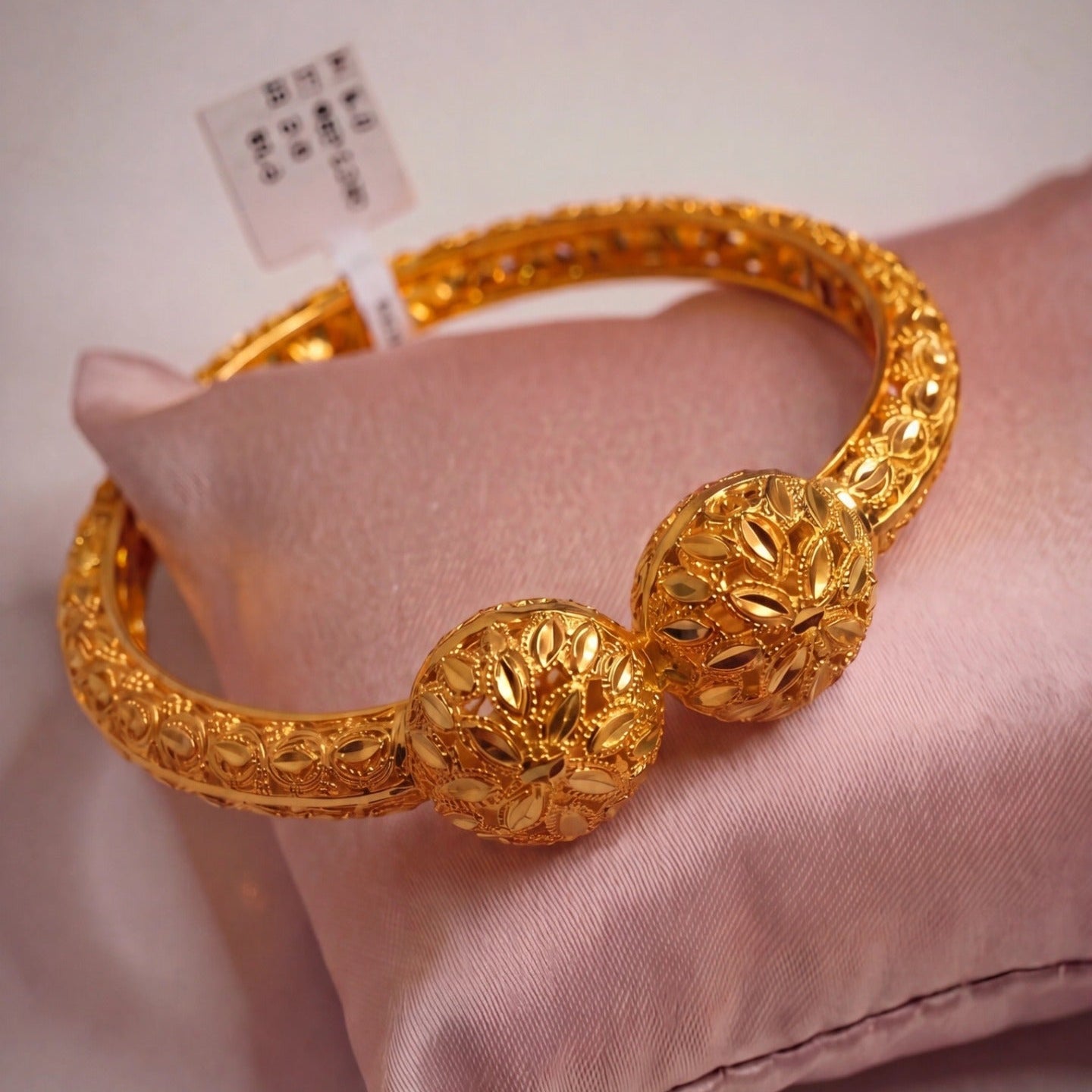Dazzling Unique Design 24K Gold Plated Bangle for Girls/Women