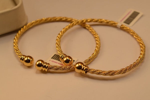 Elegant Design Golden Kara Pair Bangles for Girls/Women