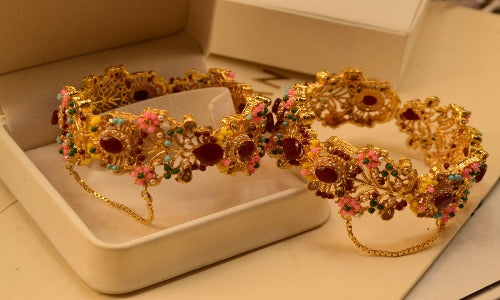Elegant Design Golden Kara Pair Bangles for Girls/Women