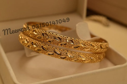Unique Design Gold Plated Bangles for Girls/Women