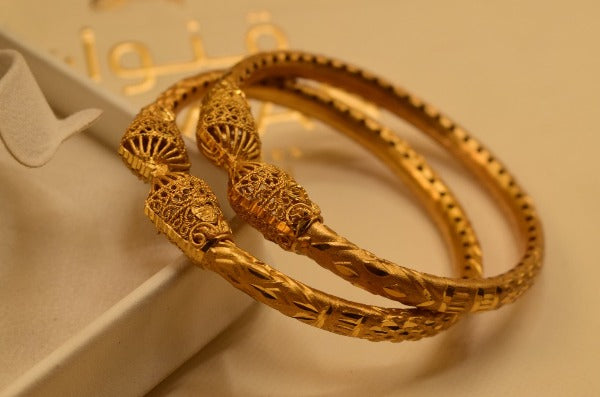 Elegant Madarasi Style Gold Plated Kara Pair Bnagles for Girls/Women