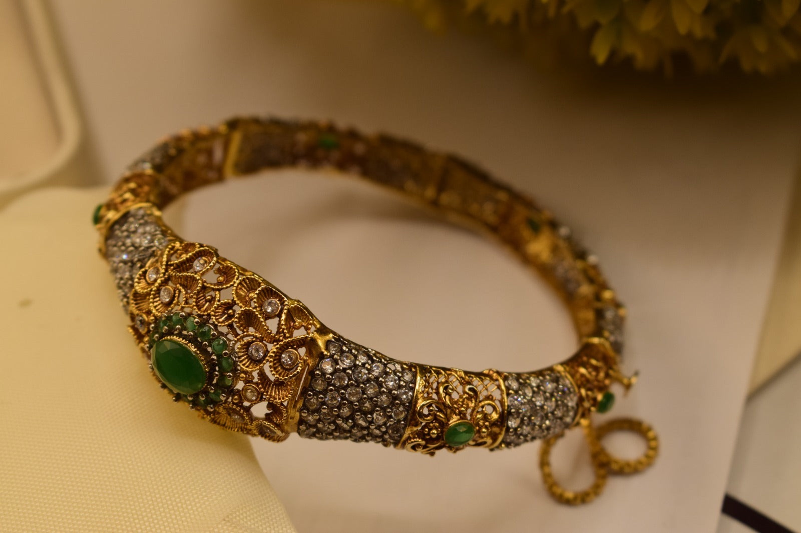 Elegant Jarao Real Green Stone Gold Plated Kara for Girls/Women