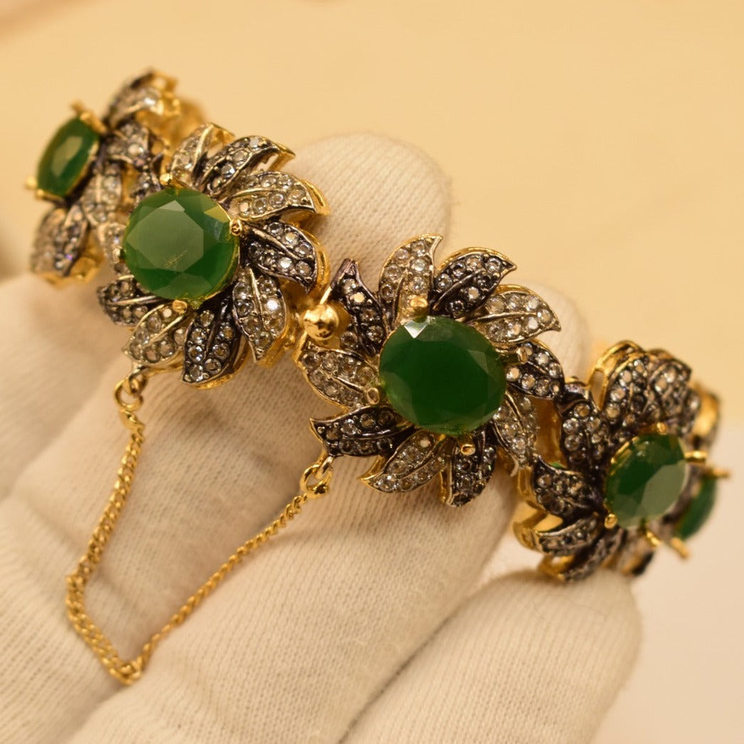 Elegant Design Real Zircon Stones Gold Plated Bangle for Girls/Women