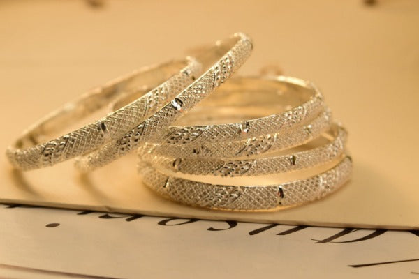 Elegant Design Silver Plated Bangles for Girls/Women