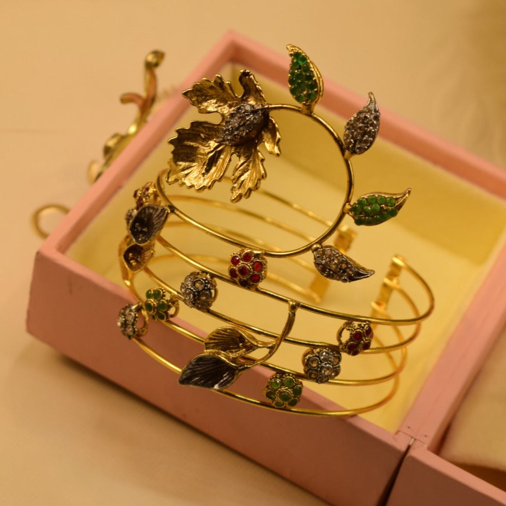 Elegant Design Gold Plated Jarao Bangle for Girls/Women