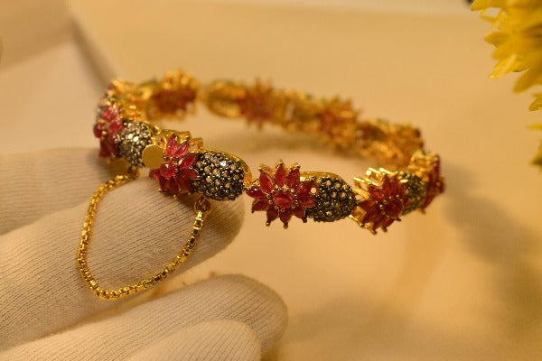 Gorgeous Design Gold Plated Real Stones Bangle for Girls/Women