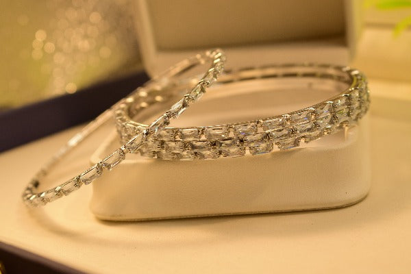 Pack Of Four Elegant Design Bangles for Girls/Women