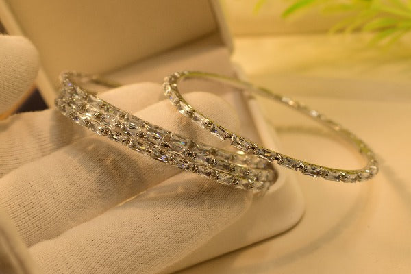 Pack Of Four Elegant Design Bangles for Girls/Women