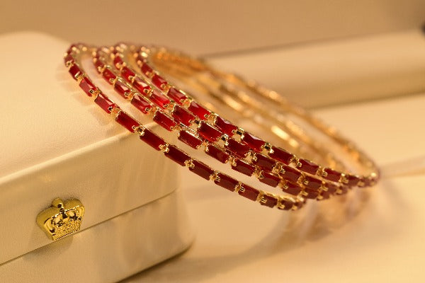 Pack Of Four Elegant Design Bangles for Girls/Women