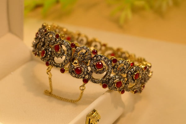 Unique Design Real Stone Bangle for Girls/Women