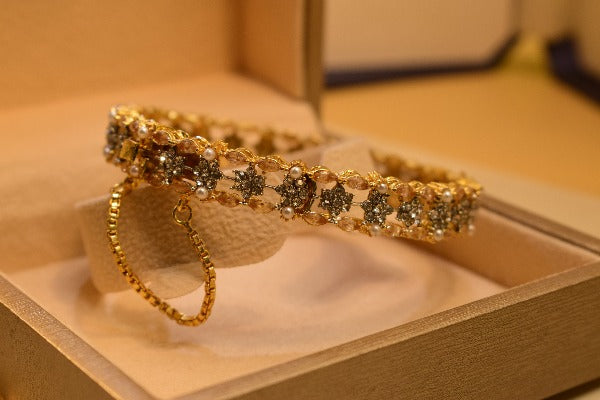 Unique Design Real Stones Bangle Set for Girls/Women