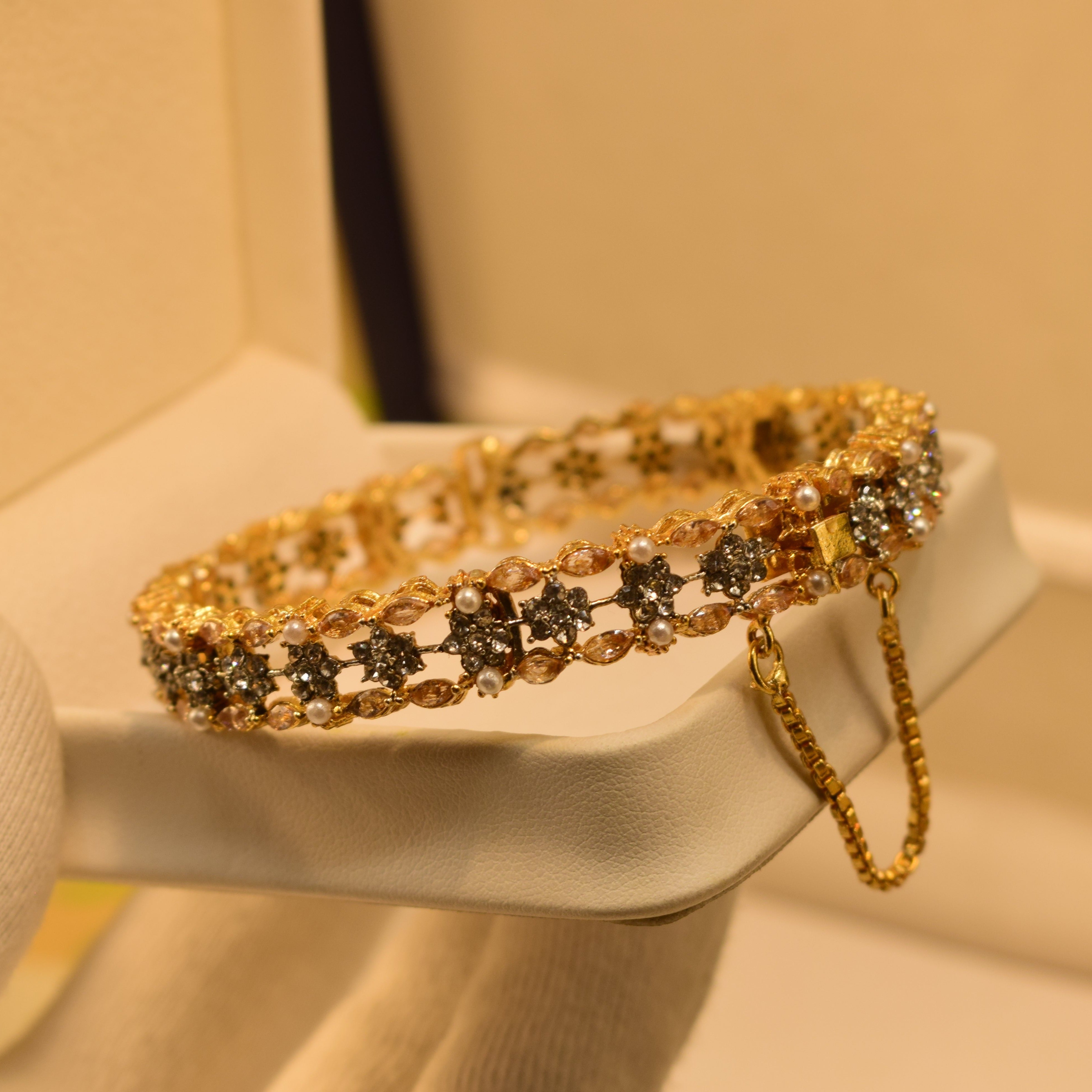 Unique Design Real Stones Bangle Set for Girls/Women